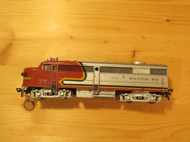 Fleischmann 1341 Santa Fe 1342 mit Motor