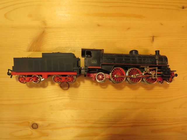 Fleischmann 1368 Italienische Dampflokomotive mit Schlepptender FS 685026